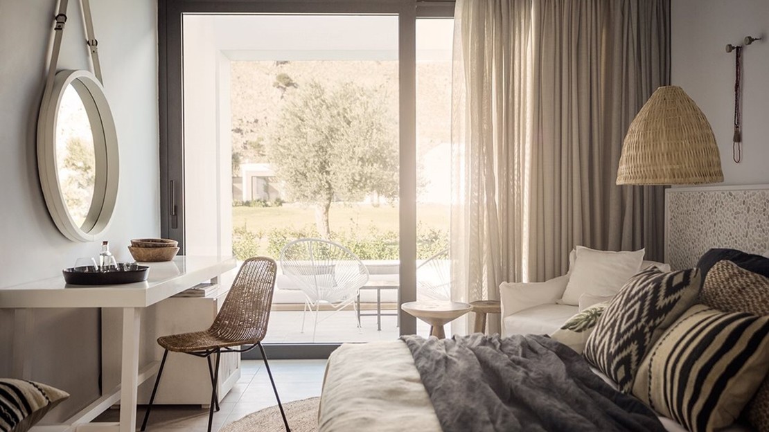 Double Standard with Veranda and Sharing Pool